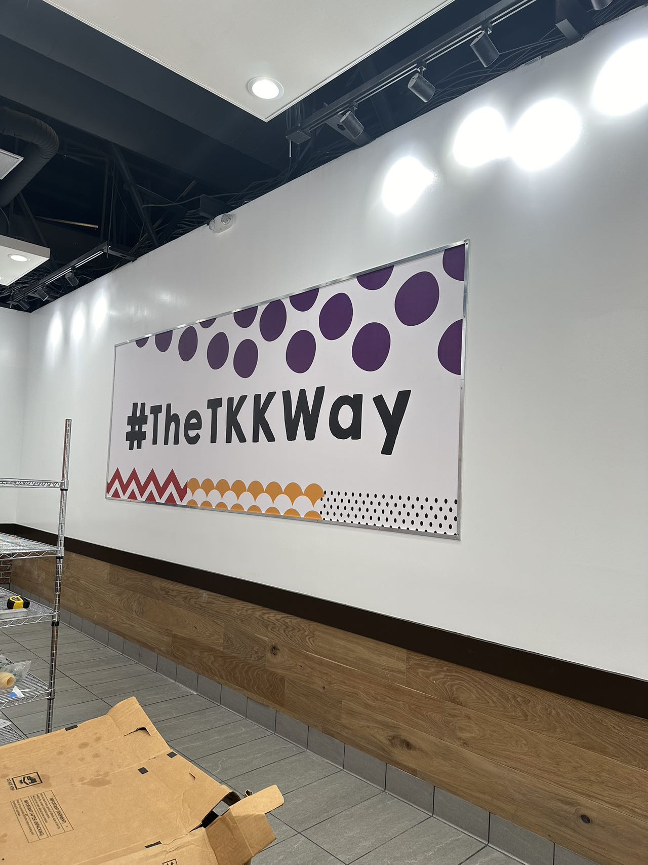WALL GRAPHICS